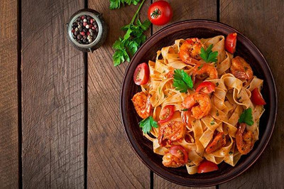 屈記香辣排骨面的企業(yè)技術(shù)咨詢(xún)服務(wù) 從傳統(tǒng)美食到現(xiàn)代化管理的成功轉(zhuǎn)型